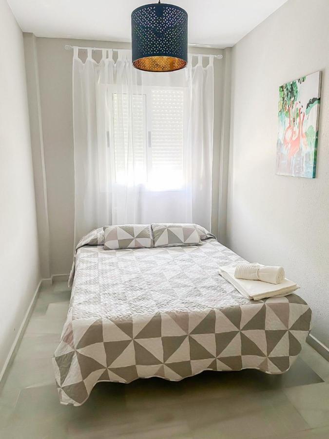 Apartamento Sol Y Sal Chiclana de la Frontera Kültér fotó